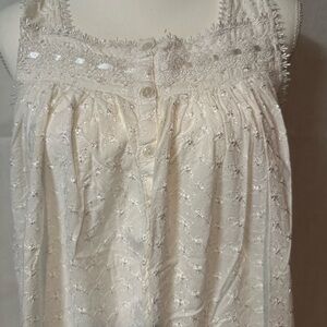 Delicates Ivory Lace Buttoned Chemise